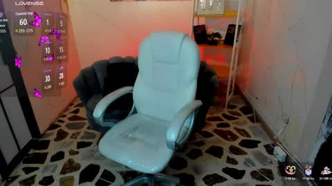 Anni online show from September 29, 9:20 pm