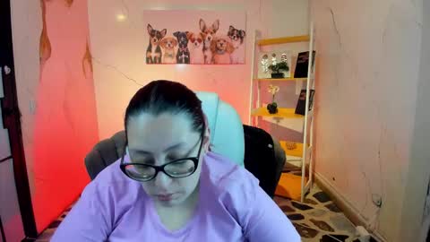 Anni online show from November 12, 5:44 pm