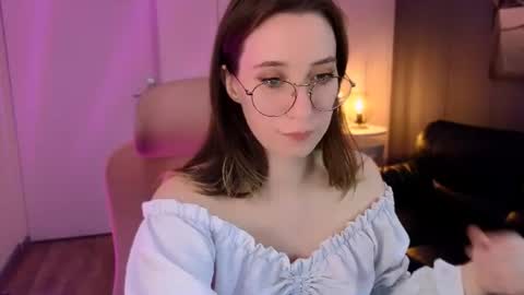 niixi online show from June 18, 11:31 pm