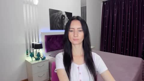 NikaLewis online show from November 13, 4:44 am
