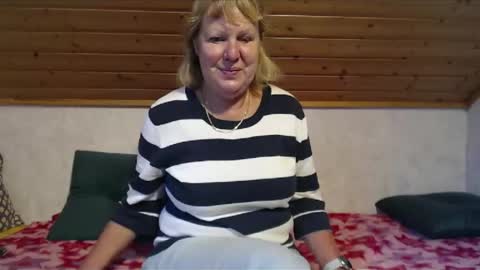 Nikole1 online show from March 17, 11:25 am