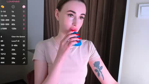      online show from December 31, 7:20 am