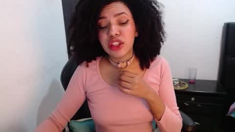 Nicole    GTM-5 1100 pm - 700 am online show from February 25, 8:35 am