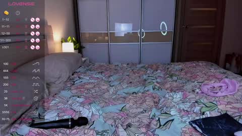 Nina online show from January 23, 6:24 pm