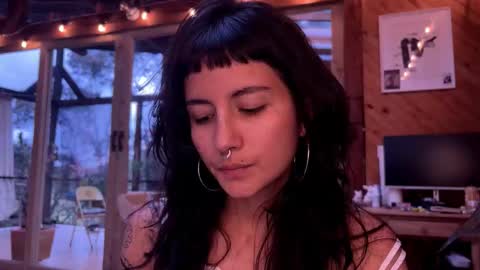 Nina.  online show from March 29, 9:36 pm