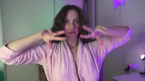 nina_princesa online show from January 19, 1:18 pm