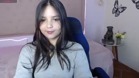 nina_rock online show from May 23, 4:44 am