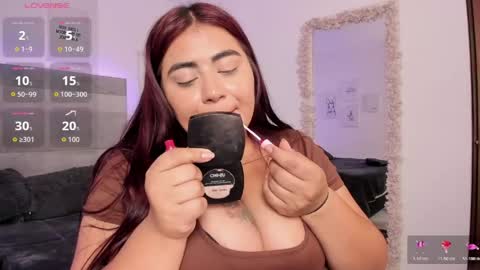 nina_voss online show from May 1, 9:18 pm