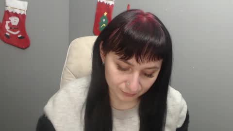 ninaflawlees online show from January 8, 1:04 pm