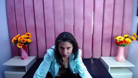 Nina online show from February 28, 3:48 am