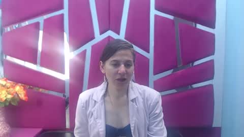 Nina online show from March 3, 4:10 am