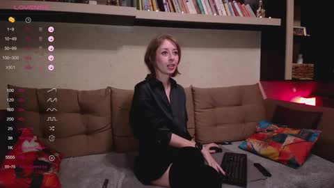 NinaNovalicious online show from December 13, 8:21 am