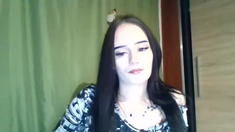 Nina online show from January 9, 9:41 pm