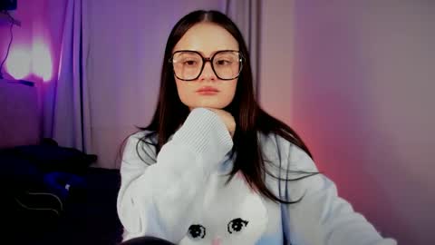 ninavolkov online show from October 10, 11:31 pm