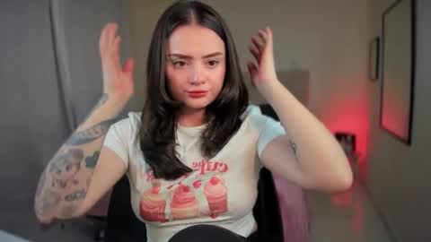 ninavolkov online show from January 12, 10:12 pm