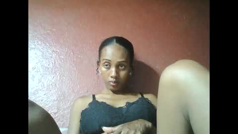 ninie246746 online show from February 13, 5:58 am