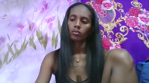 ninie246746 online show from March 19, 3:49 pm