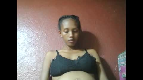 ninie246746 online show from February 17, 4:42 am