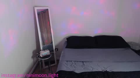 Ninimoon online show from January 29, 6:12 am