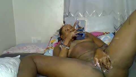 nino_ivy online show from October 31, 5:09 am