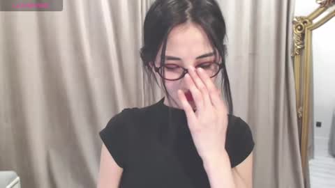 Niu online show from December 19, 3:15 pm