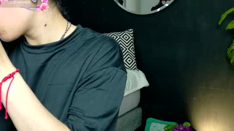 Noah  online show from April 17, 3:30 am