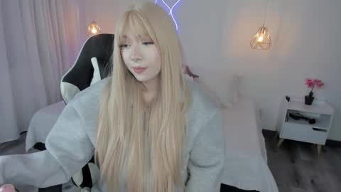 Noah  online show from December 15, 6:07 am