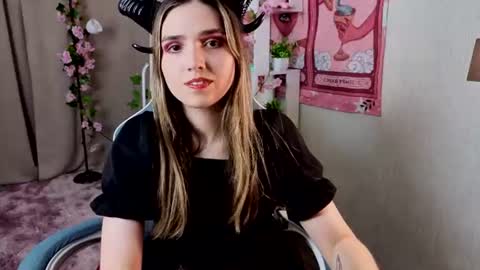 Alice online show from June 25, 7:46 am
