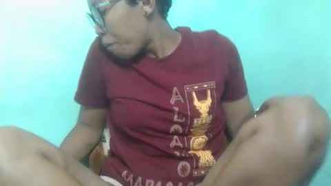 noella711128 online show from December 16, 11:49 am