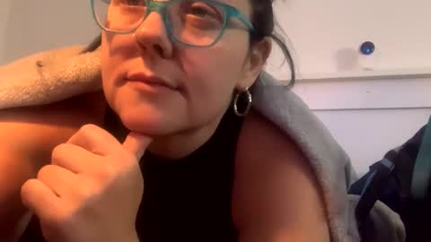 NoNipsAllDrip online show from May 16, 7:11 am