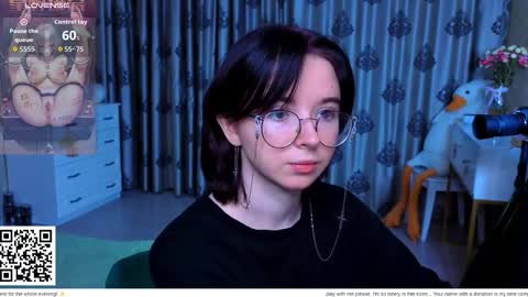 Nora Failure online show from February 19, 2:05 pm