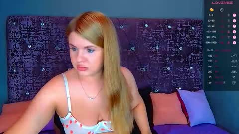 Nora online show from October 8, 2:16 am