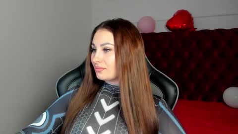 NoraFoxes online show from February 23, 5:19 am