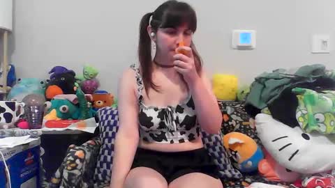 Milk  online show from October 11, 3:48 pm