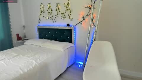 Nova online show from September 18, 8:02 am