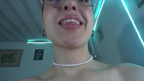 Frida online show from December 23, 7:45 am