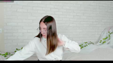 Kat online show from November 3, 6:12 pm