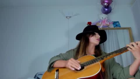 Laura nyu online show from November 27, 10:45 pm