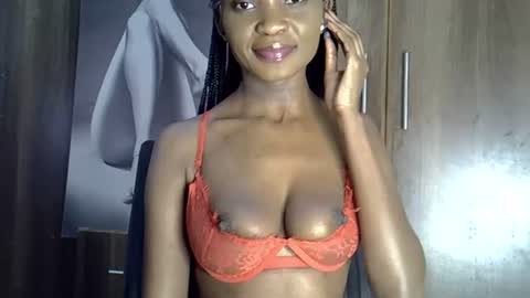 nyverra online show from June 16, 7:53 am
