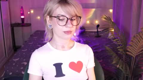 Moonlight online show from March 19, 9:35 am