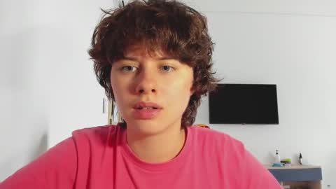 Evie online show from November 29, 5:55 am