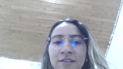 Val online show from October 27, 8:14 pm