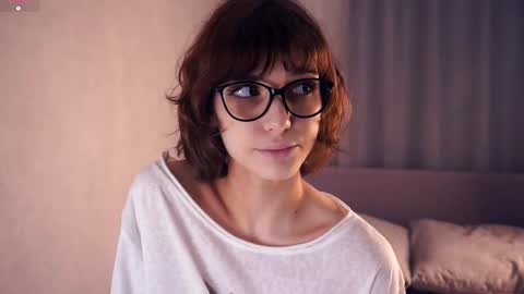 Thea online show from November 21, 7:27 pm