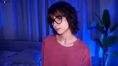 Thea online show from October 3, 7:30 pm