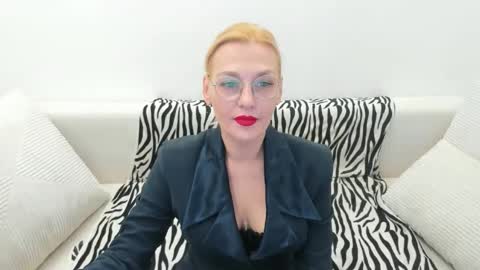 oeigesmik online show from April 21, 10:22 am