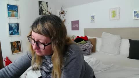 Olga Pavlova online show from April 9, 12:43 pm