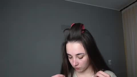 Olivia online show from March 30, 2:27 pm