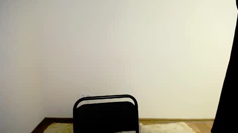 Olivia online show from April 16, 9:50 pm