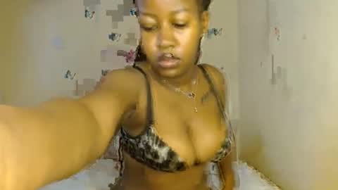 olivia online show from April 23, 9:06 am