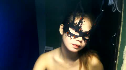 Oliviaxx online show from July 3, 6:36 pm